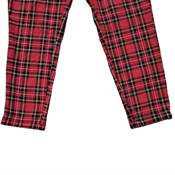 Hot Topic red plaid high rise pants - Picture 3 of 15